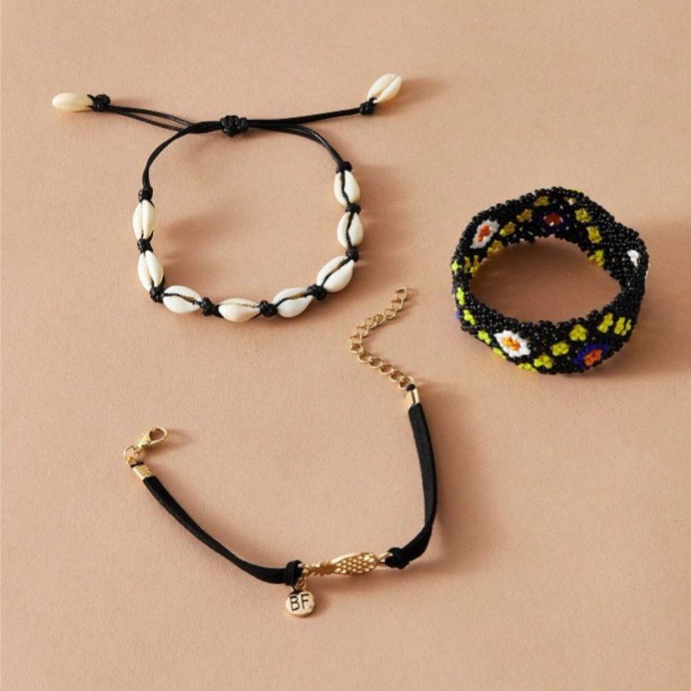 3 for $35 / bracelet with pineapple and shell - Picture 3 of 4